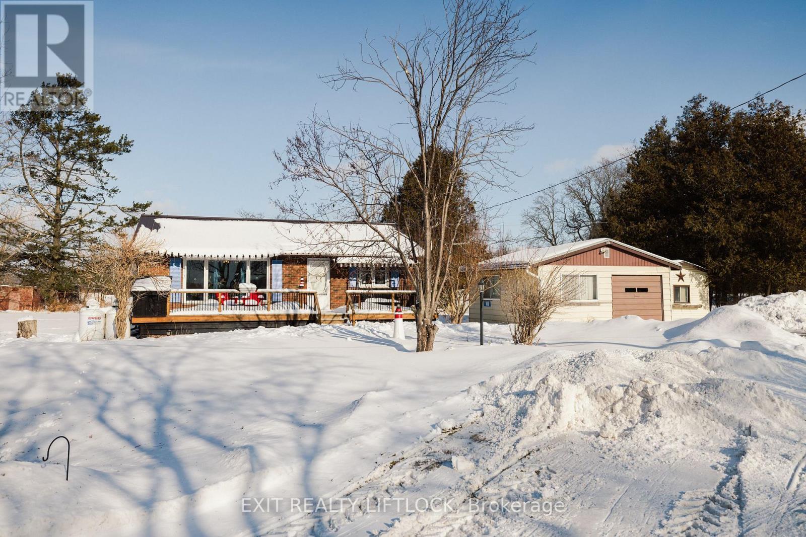108 Stoney Point Road S, Brighton, ON - Outdoor