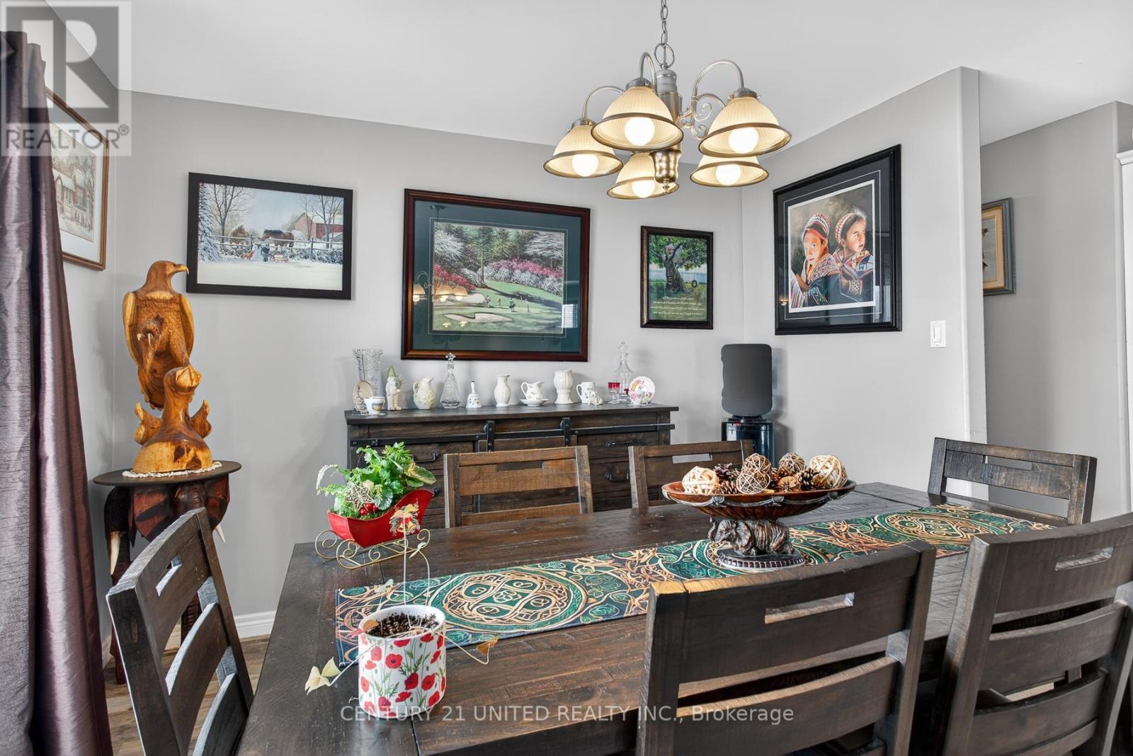 2635 Foxmeadow Road, Peterborough (Ashburnham Ward 4), ON - Indoor Photo Showing Dining Room