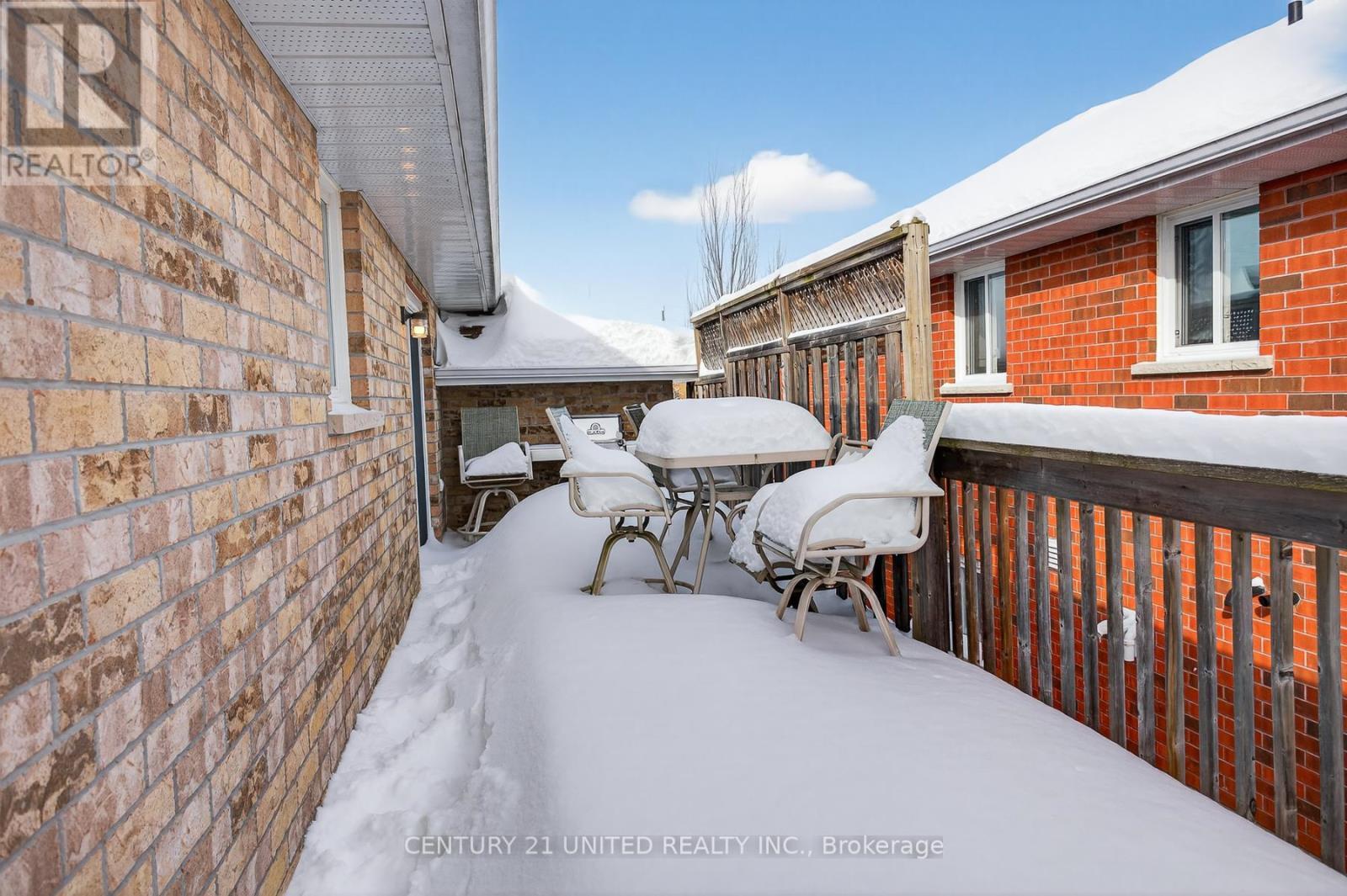 2635 Foxmeadow Road, Peterborough (Ashburnham Ward 4), ON - Outdoor With Exterior