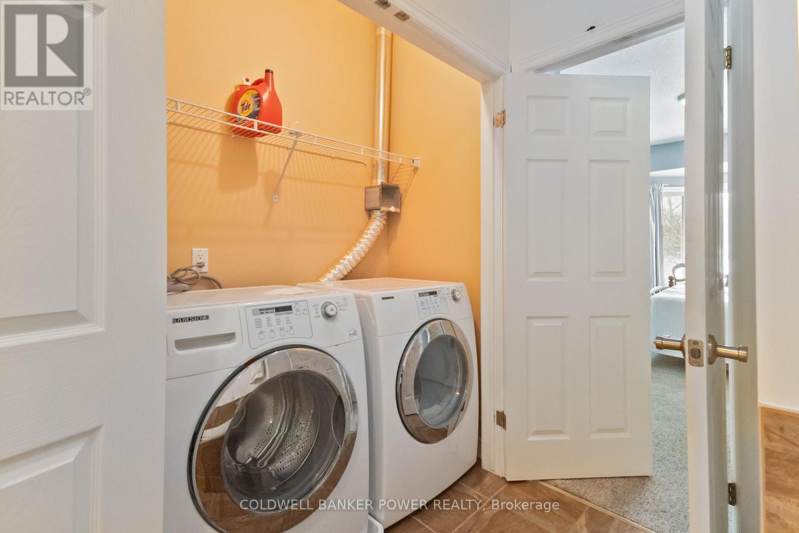 5 - 2295 Kains Road, London South (South A), ON - Indoor Photo Showing Laundry Room