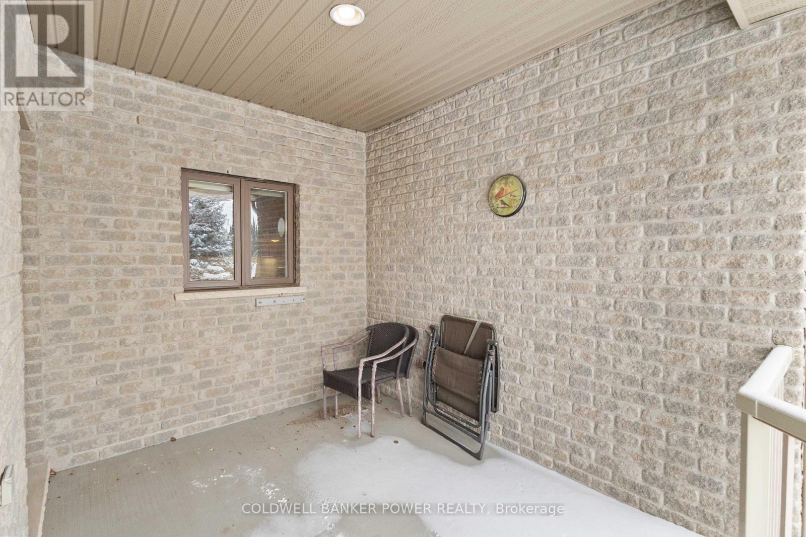 5 - 2295 Kains Road, London South (South A), ON - Outdoor