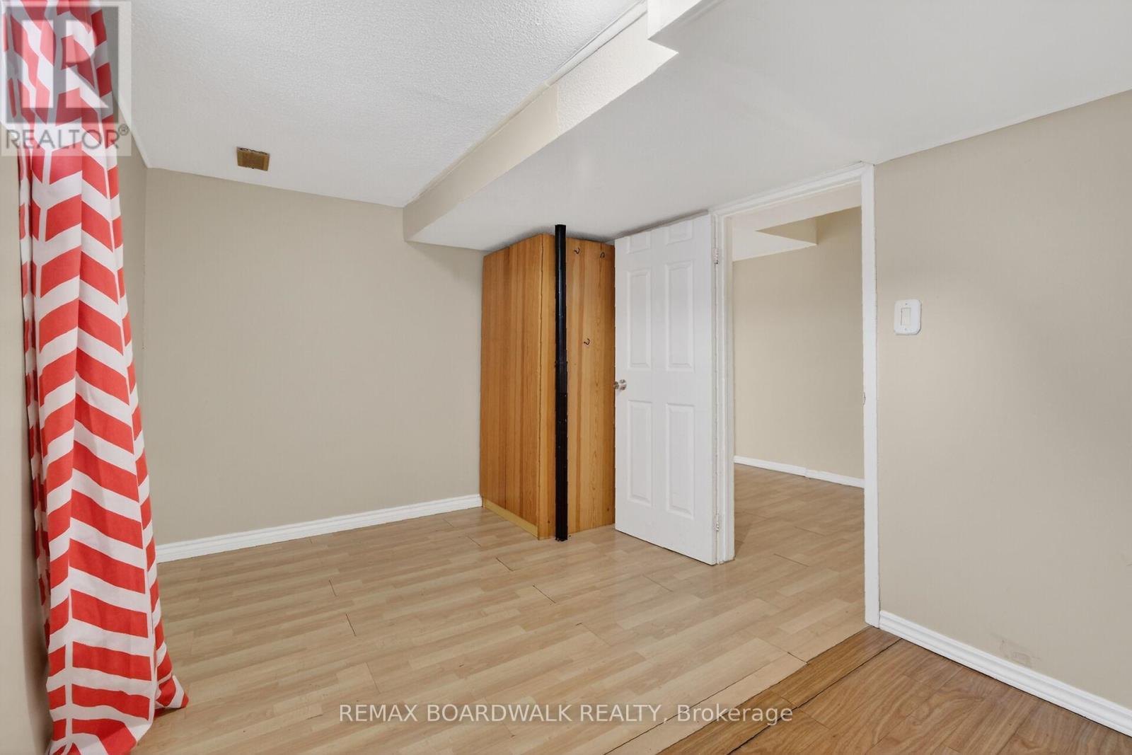 2666 Regina Street, Ottawa, ON - Indoor Photo Showing Other Room