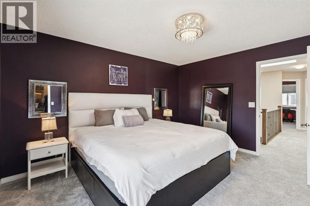 15 New Brighton Common Se, Calgary, AB - Indoor Photo Showing Bedroom