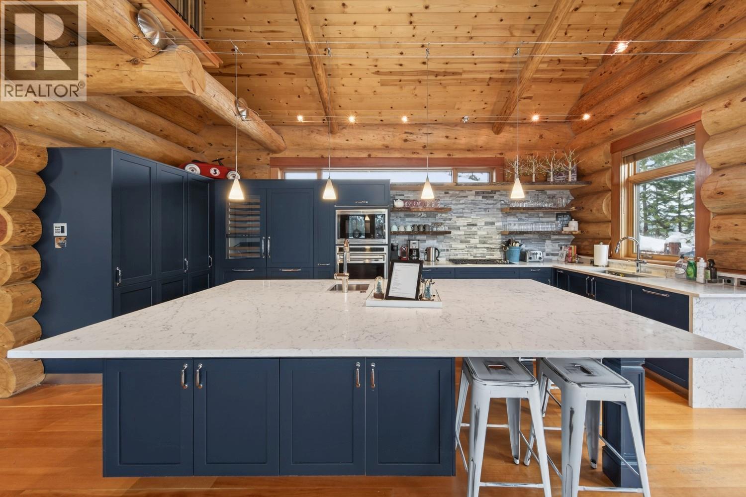 1783 Greywolf Drive, Panorama, BC - Indoor Photo Showing Other Room