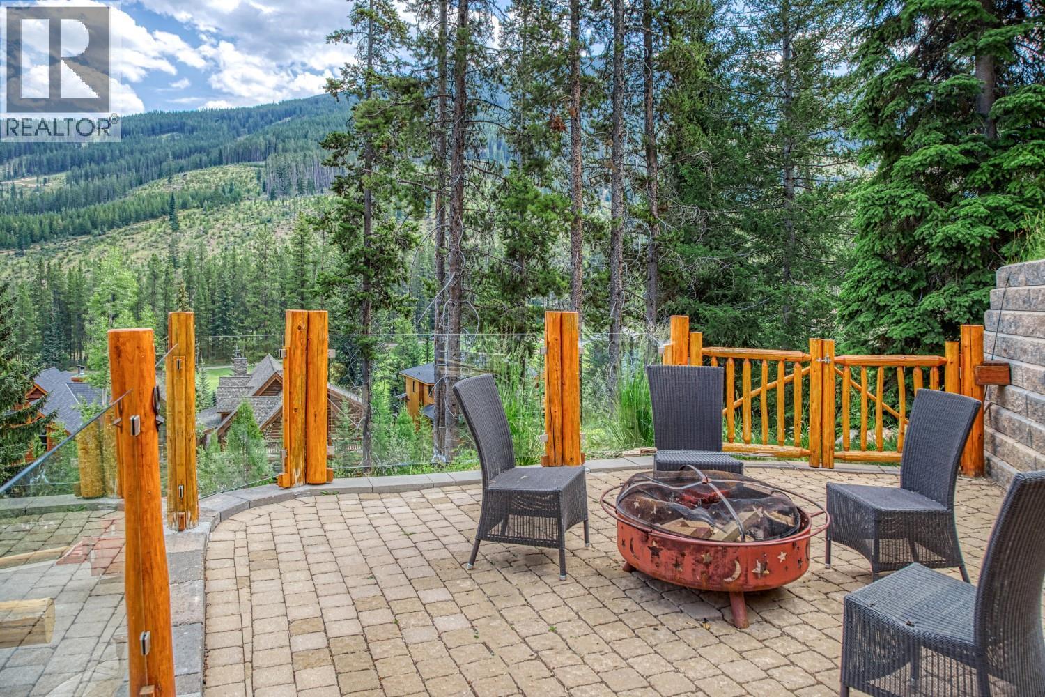 1783 Greywolf Drive, Panorama, BC - Outdoor With Deck Patio Veranda