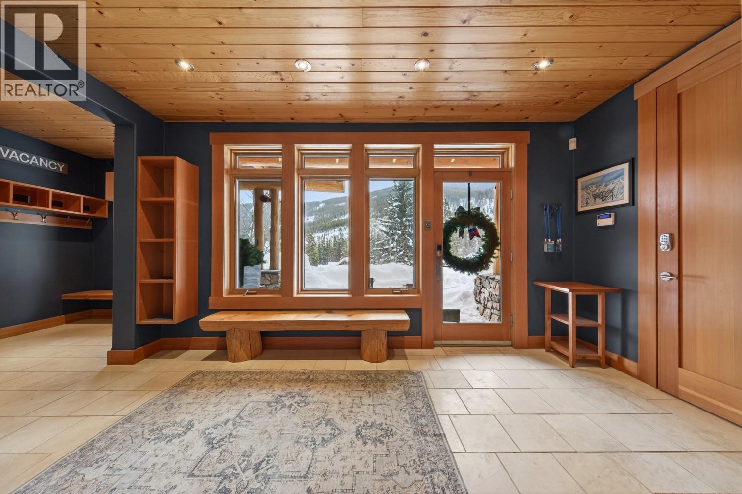 1783 Greywolf Drive, Panorama, BC - Indoor Photo Showing Other Room