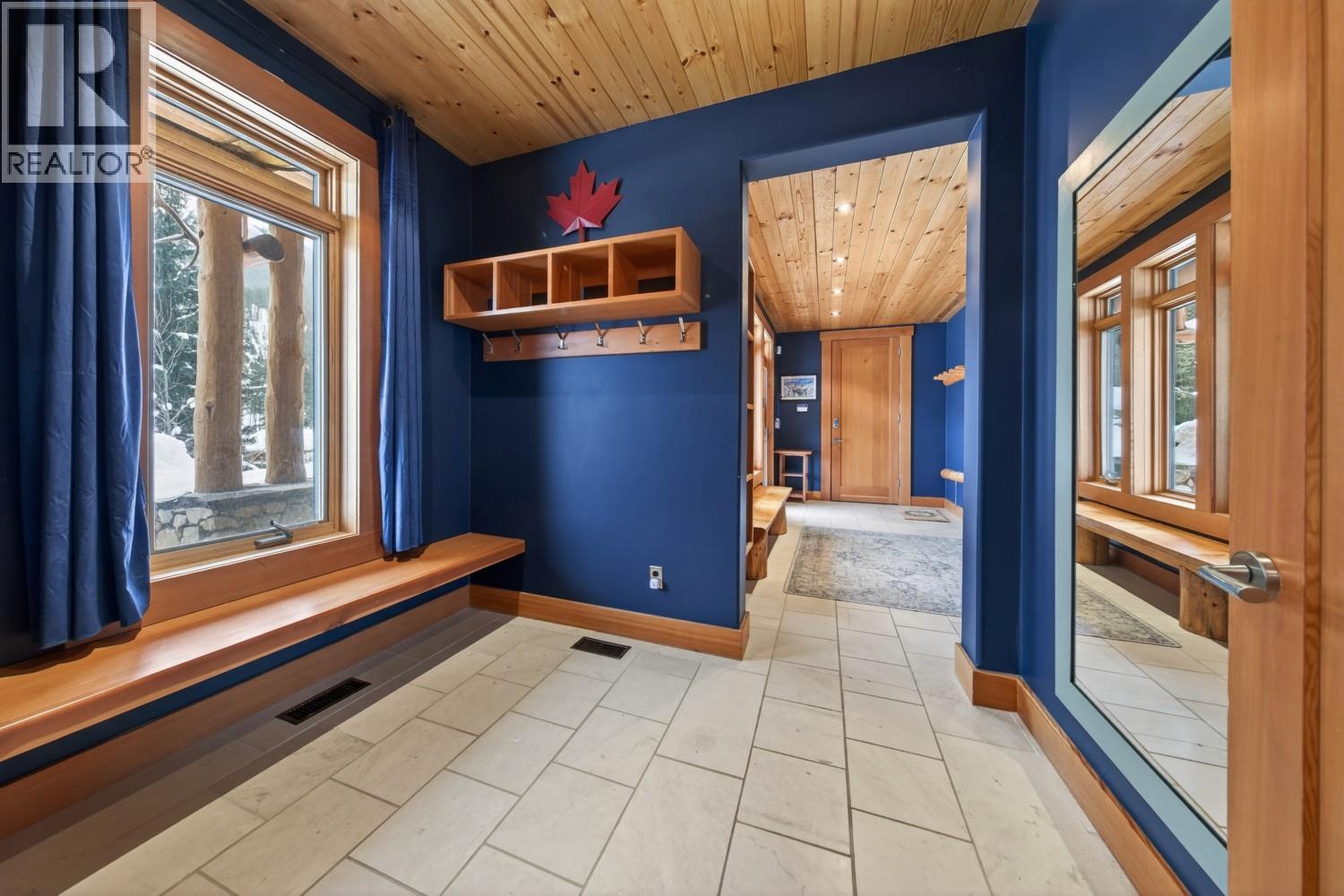 1783 Greywolf Drive, Panorama, BC - Indoor Photo Showing Other Room