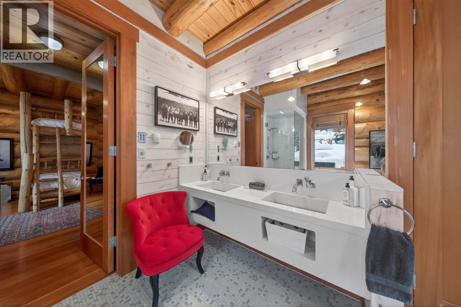 1783 Greywolf Drive, Panorama, BC - Indoor