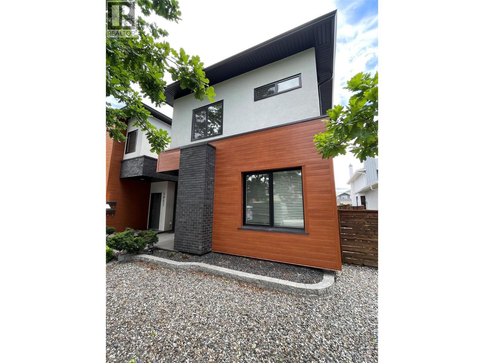 Exterior. Photos are from Previous Listing - 1927 Ethel Street, Kelowna, BC - Outdoor With Exterior