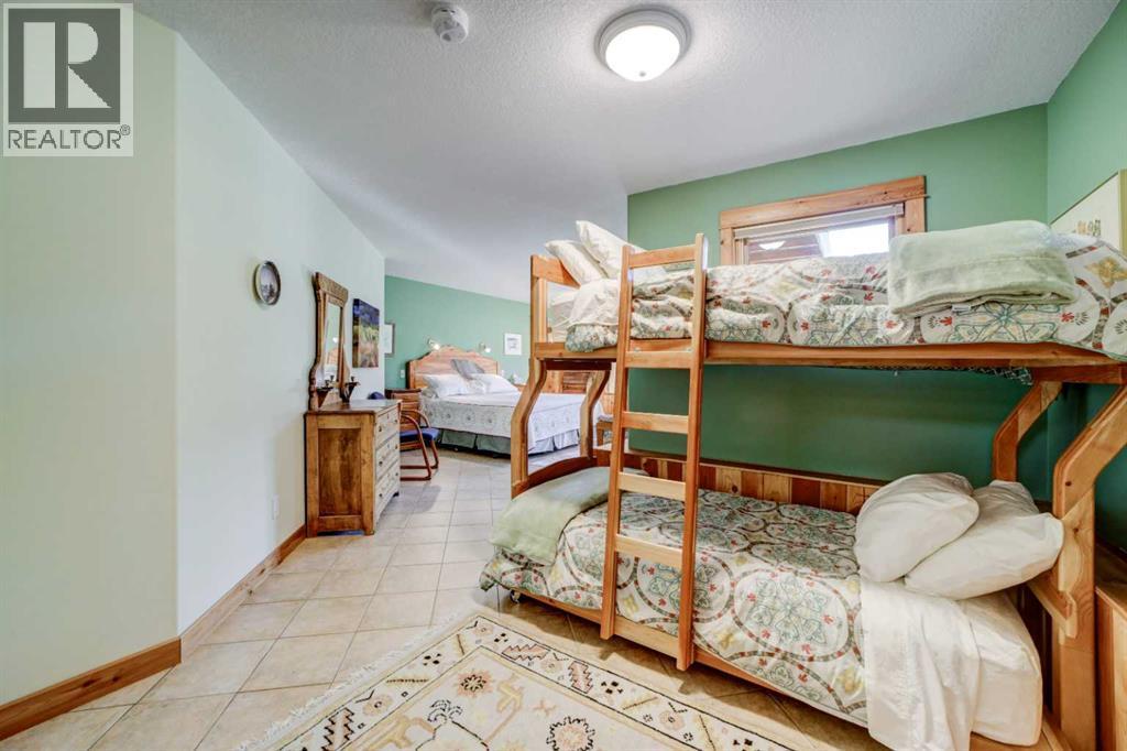 31 Villa Vega Acres, Rural Pincher Creek No. 9, M.D. Of, AB - Indoor Photo Showing Bedroom