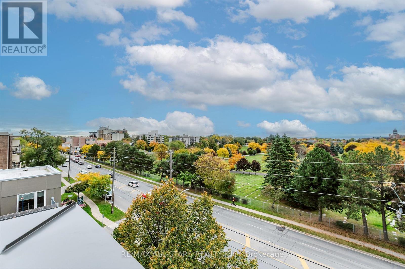 407 - 3734 St Clair Avenue E, Toronto, ON - Outdoor With View