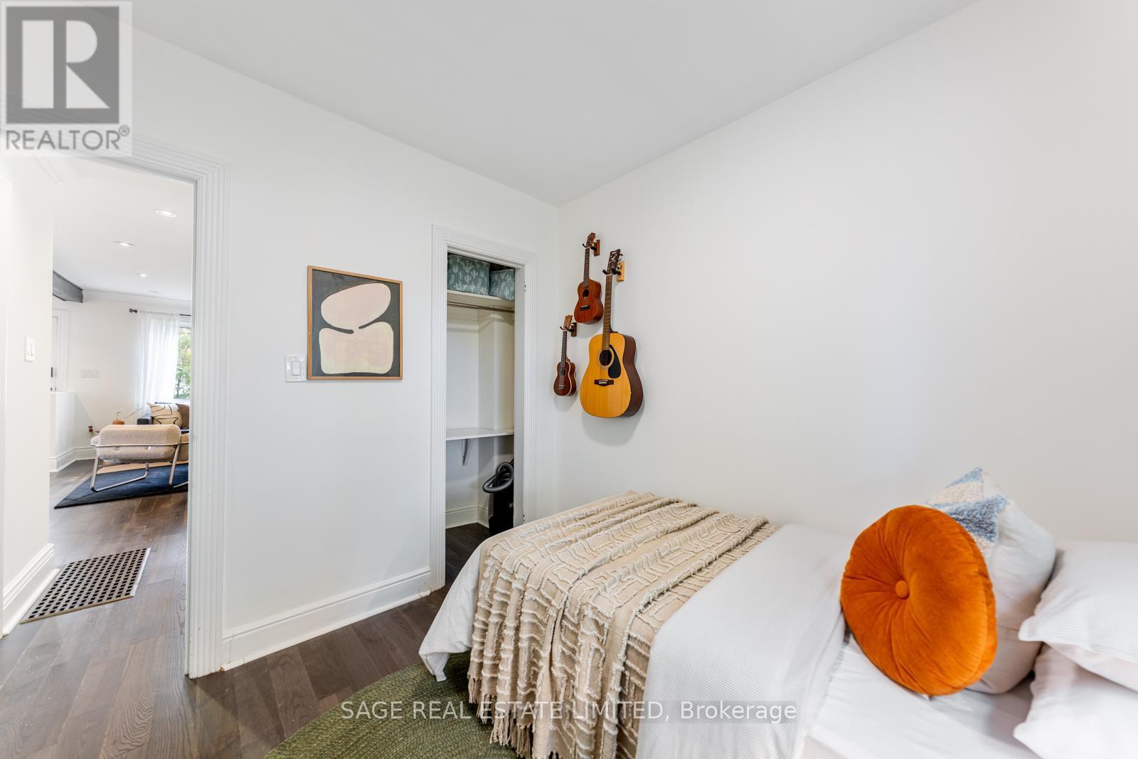 307 Warden Avenue, Toronto, ON - Indoor Photo Showing Bedroom