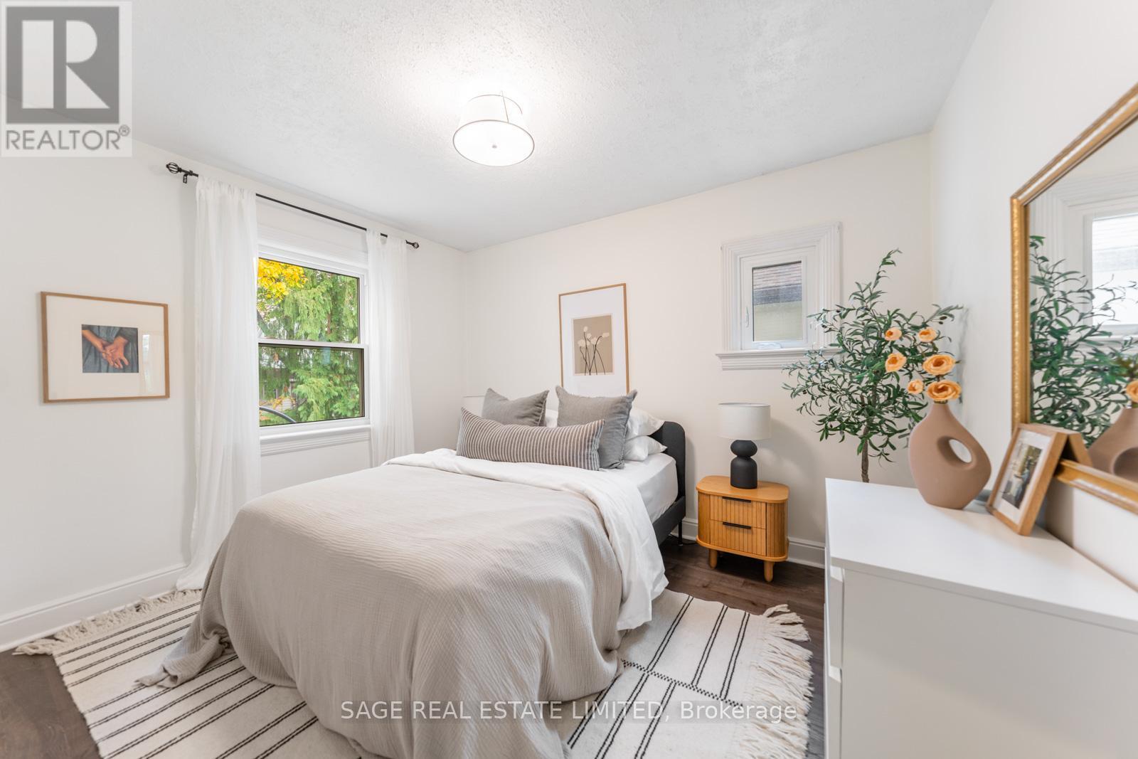 307 Warden Avenue, Toronto, ON - Indoor Photo Showing Bedroom