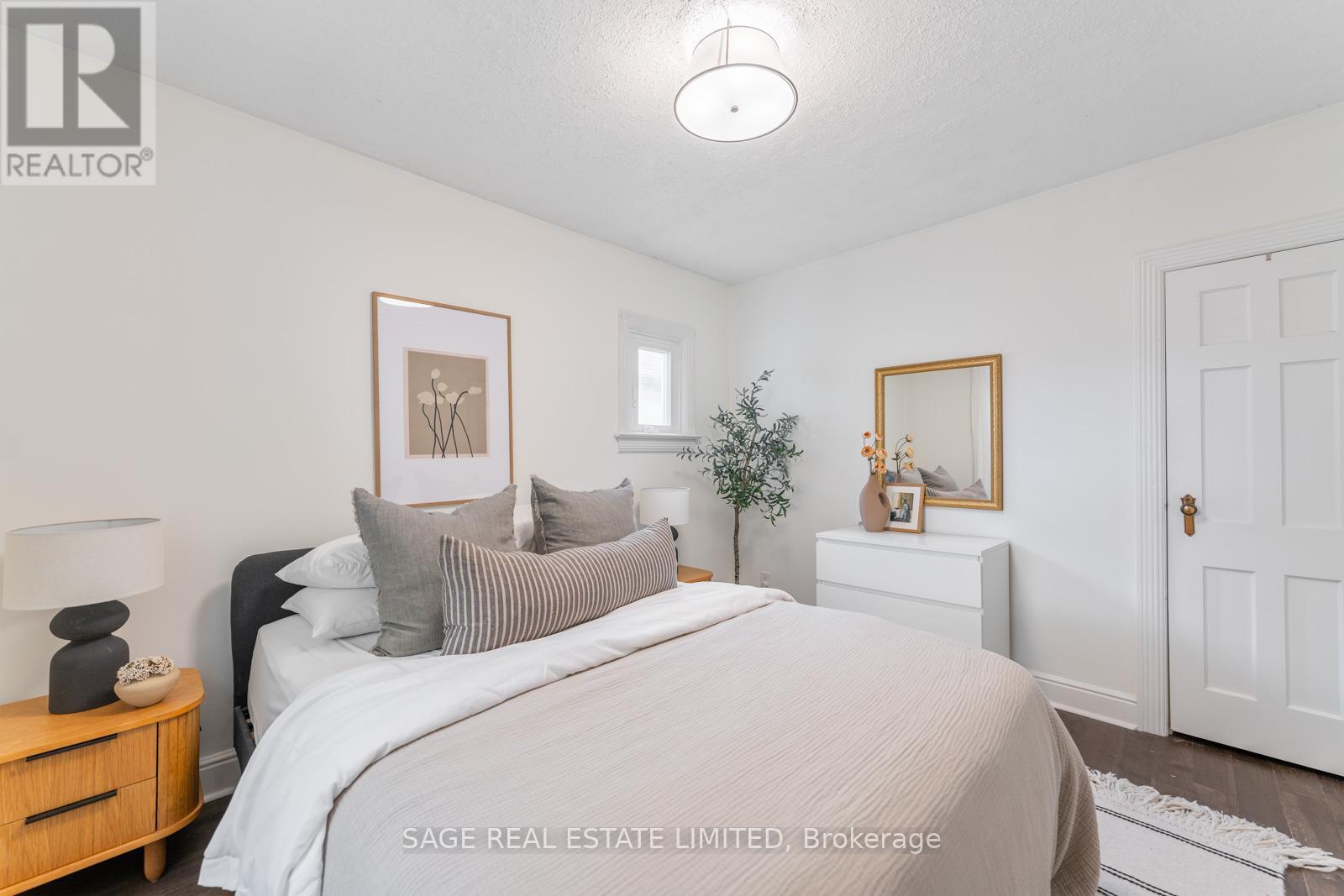 307 Warden Avenue, Toronto, ON - Indoor Photo Showing Bedroom