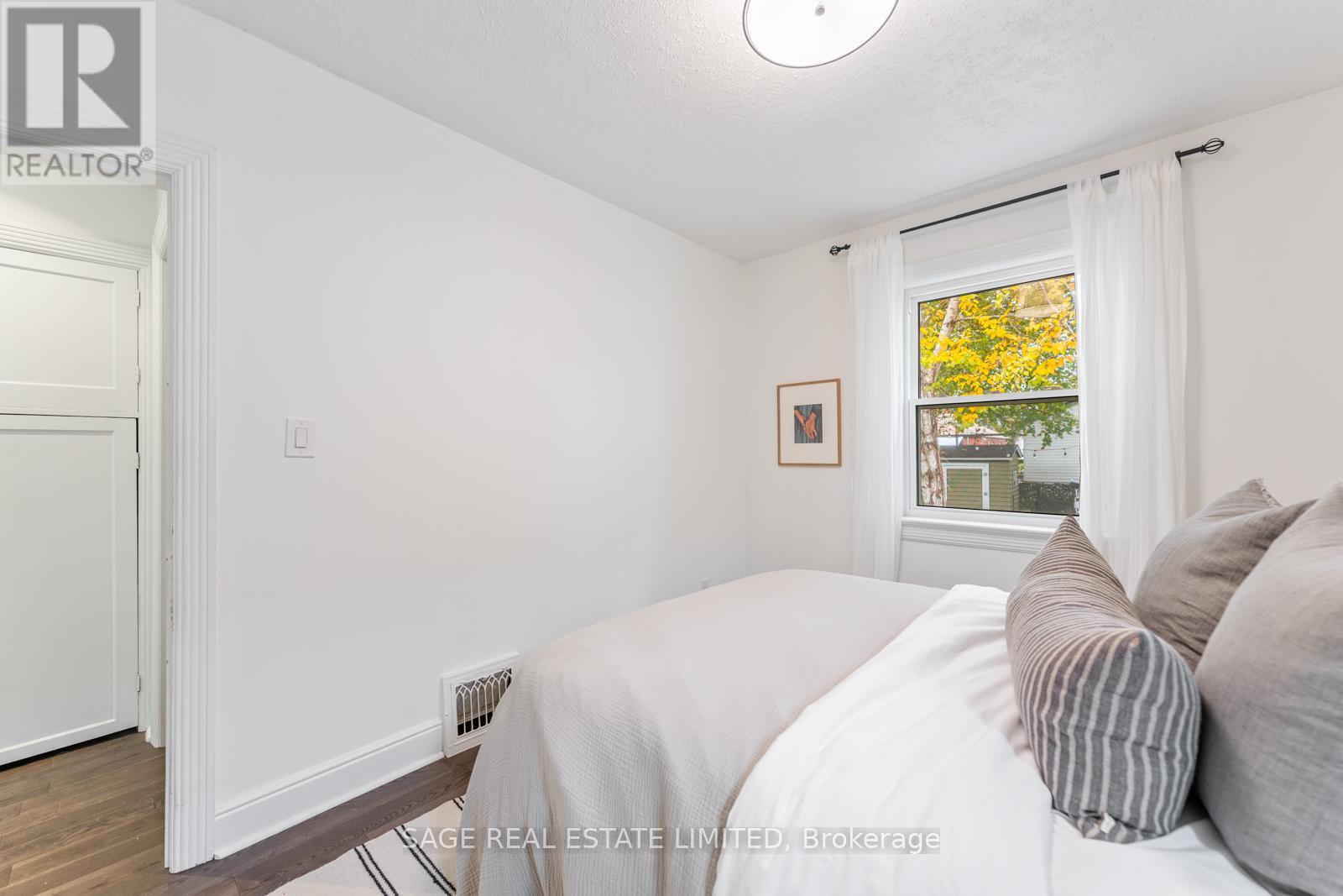 307 Warden Avenue, Toronto, ON - Indoor Photo Showing Bedroom