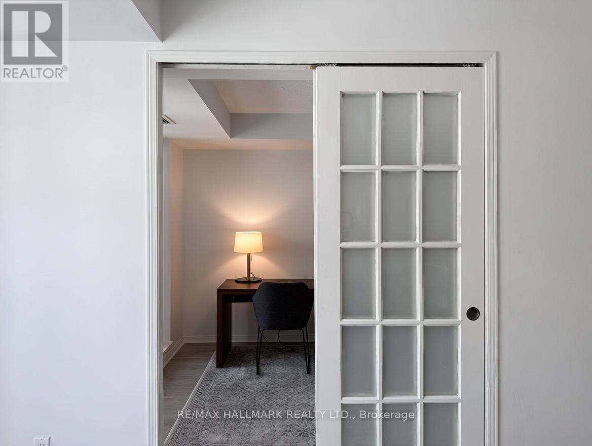 522 - 233 Beecroft Road, Toronto, ON - Indoor