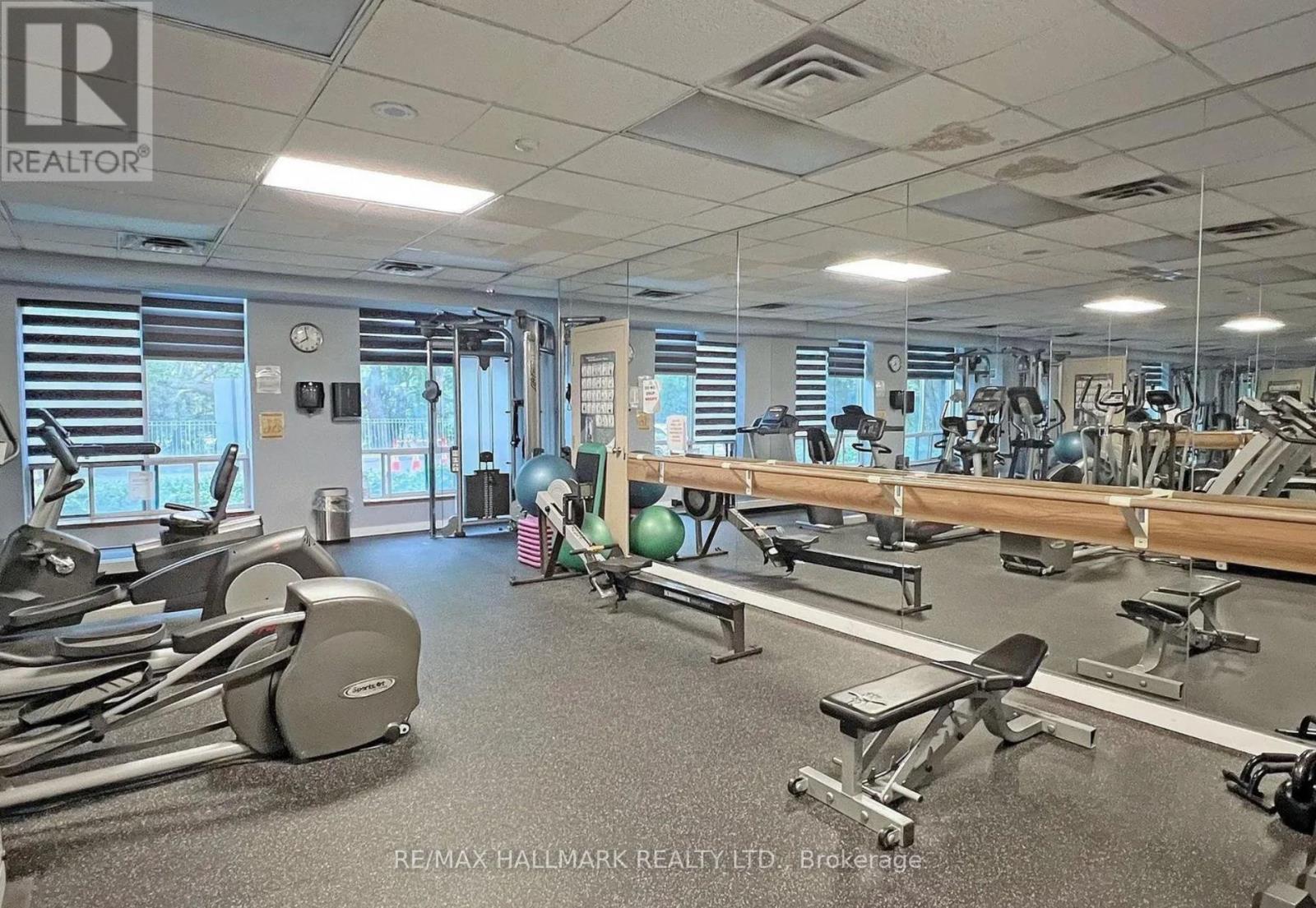 522 - 233 Beecroft Road, Toronto, ON - Indoor Photo Showing Gym Room
