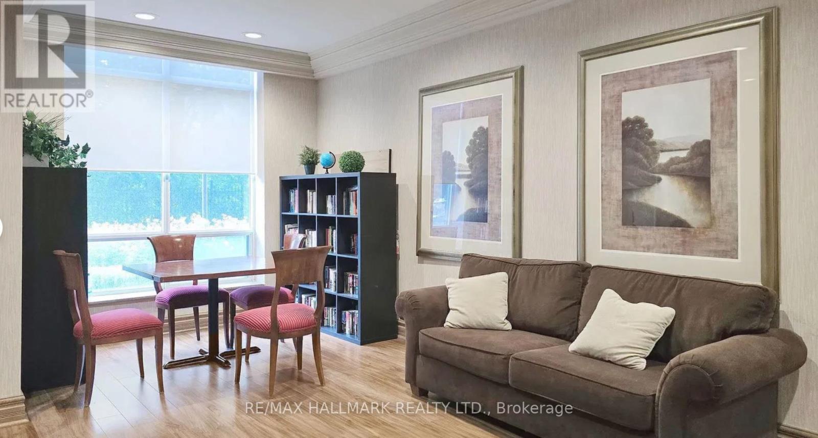 522 - 233 Beecroft Road, Toronto, ON - Indoor