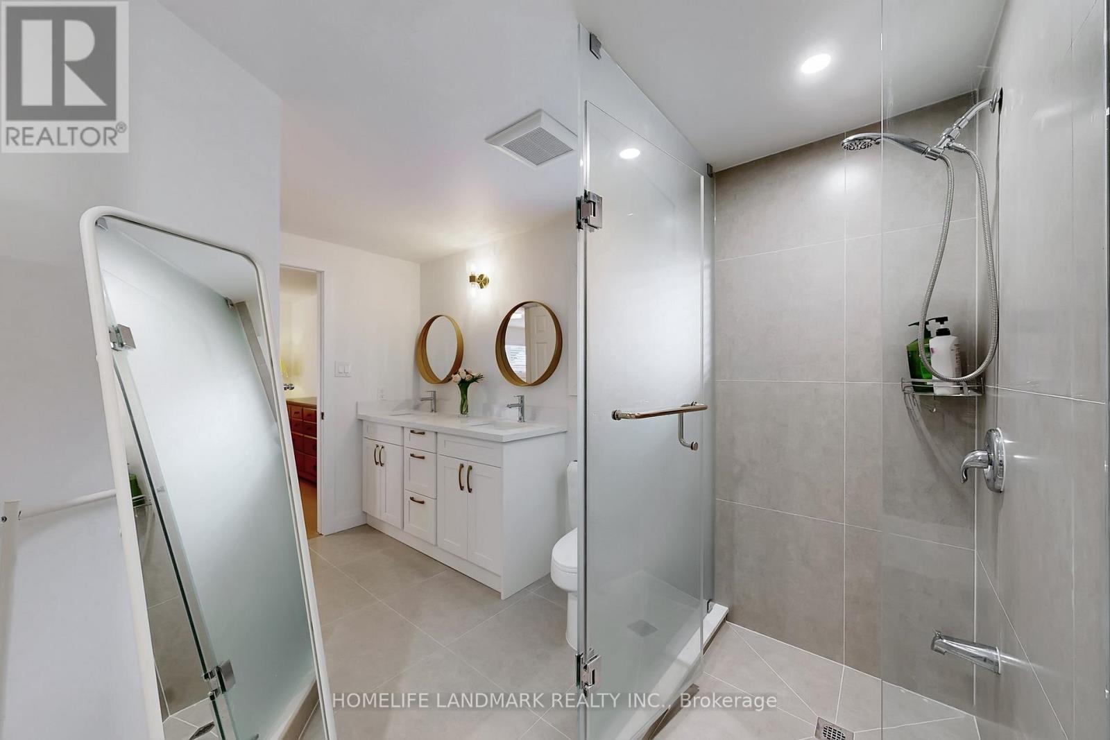 7 Lancashire Road, Markham, ON - Indoor Photo Showing Bathroom