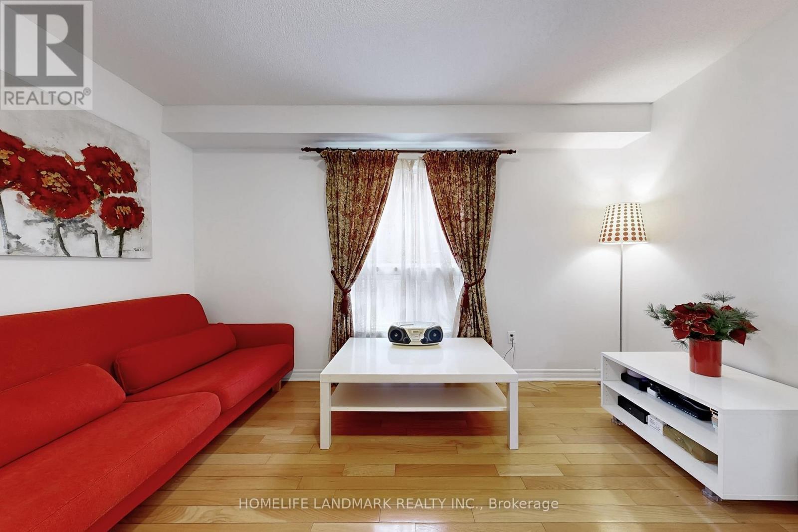 7 Lancashire Road, Markham, ON - Indoor