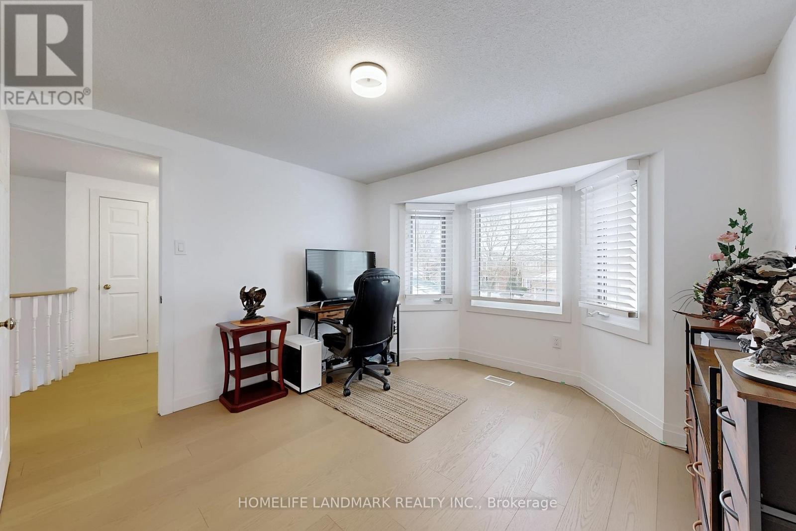 7 Lancashire Road, Markham, ON - Indoor