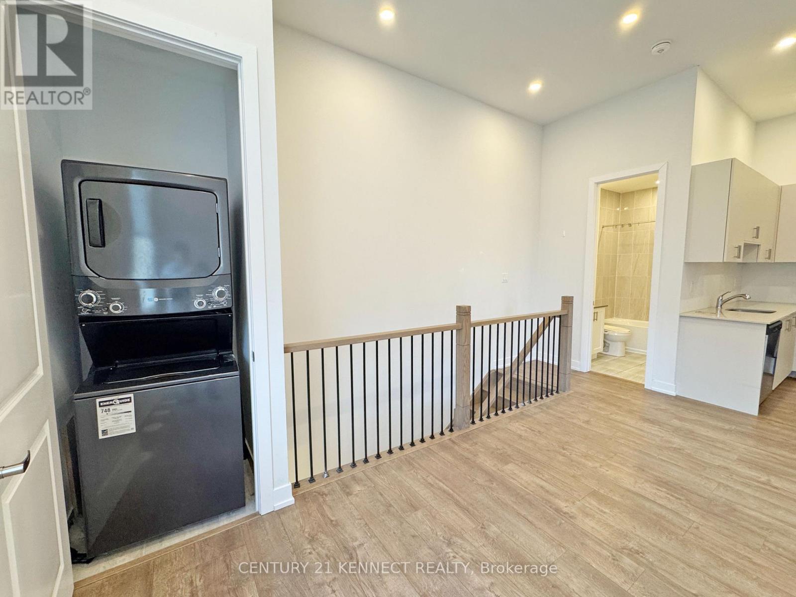 (Coach House) - 35 Golden Fern Street, Markham, ON - Indoor