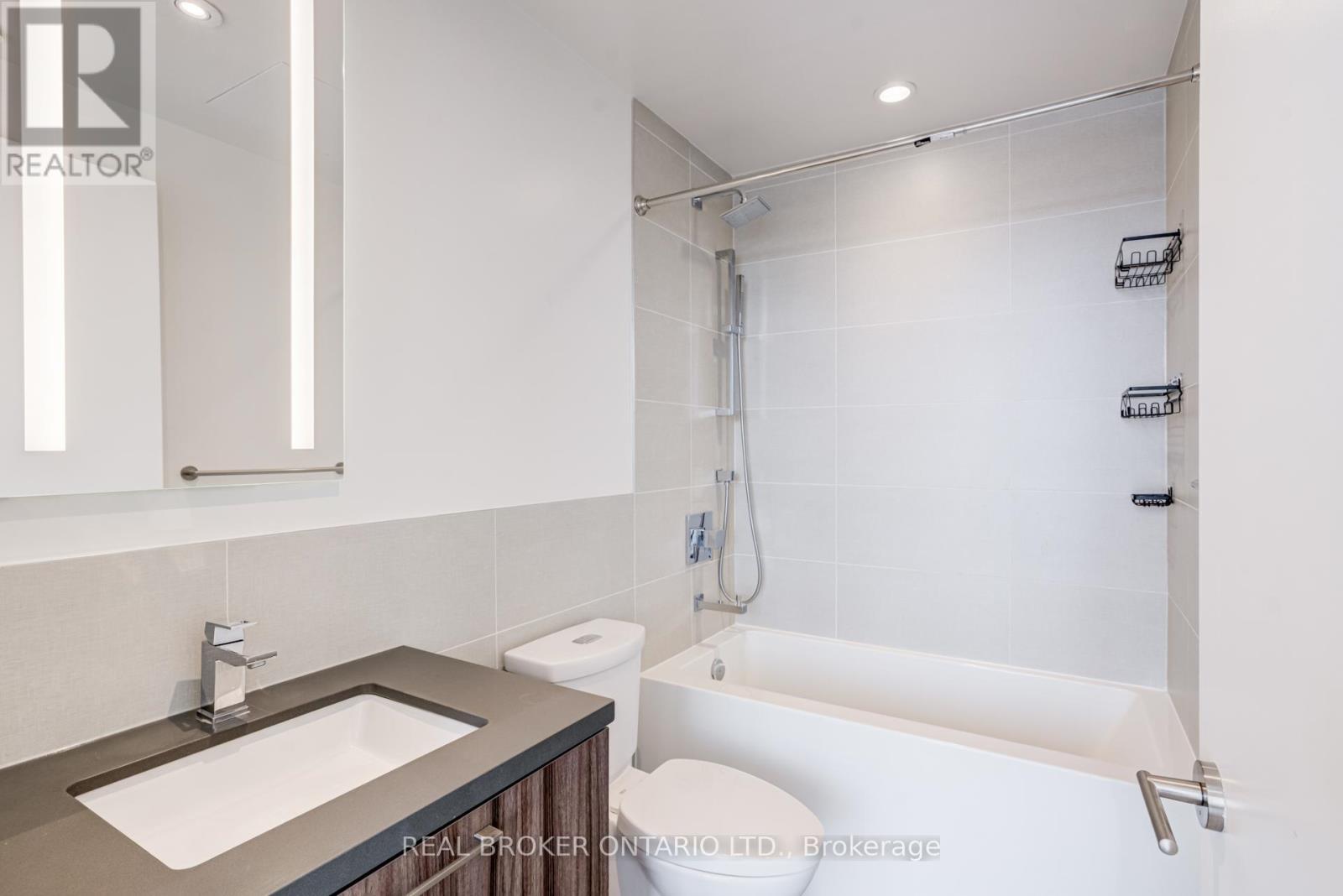 3005 - 1 Grandview Avenue, Markham, ON - Indoor Photo Showing Bathroom