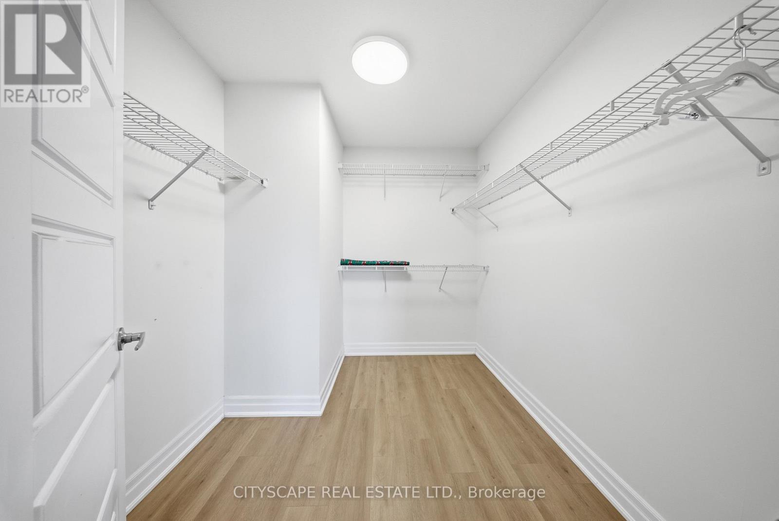 28 Celano Drive, Hamilton, ON - Indoor With Storage