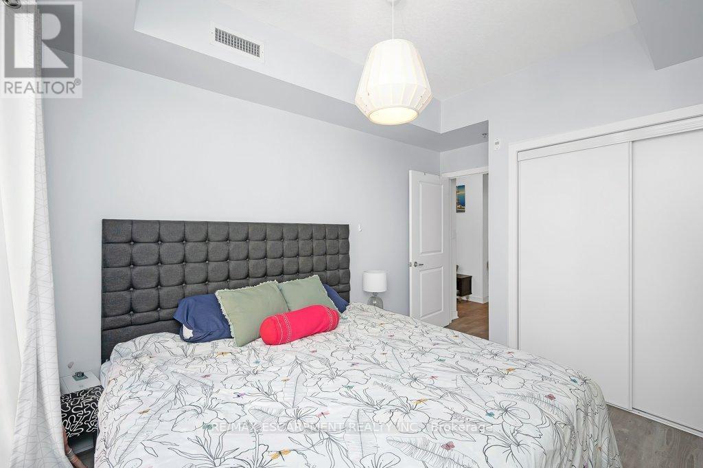 302 - 90 Charlton Avenue W, Hamilton, ON - Indoor Photo Showing Bedroom