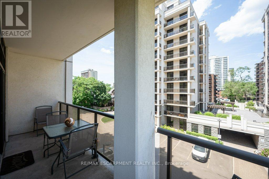 302 - 90 Charlton Avenue W, Hamilton, ON - Outdoor With Balcony