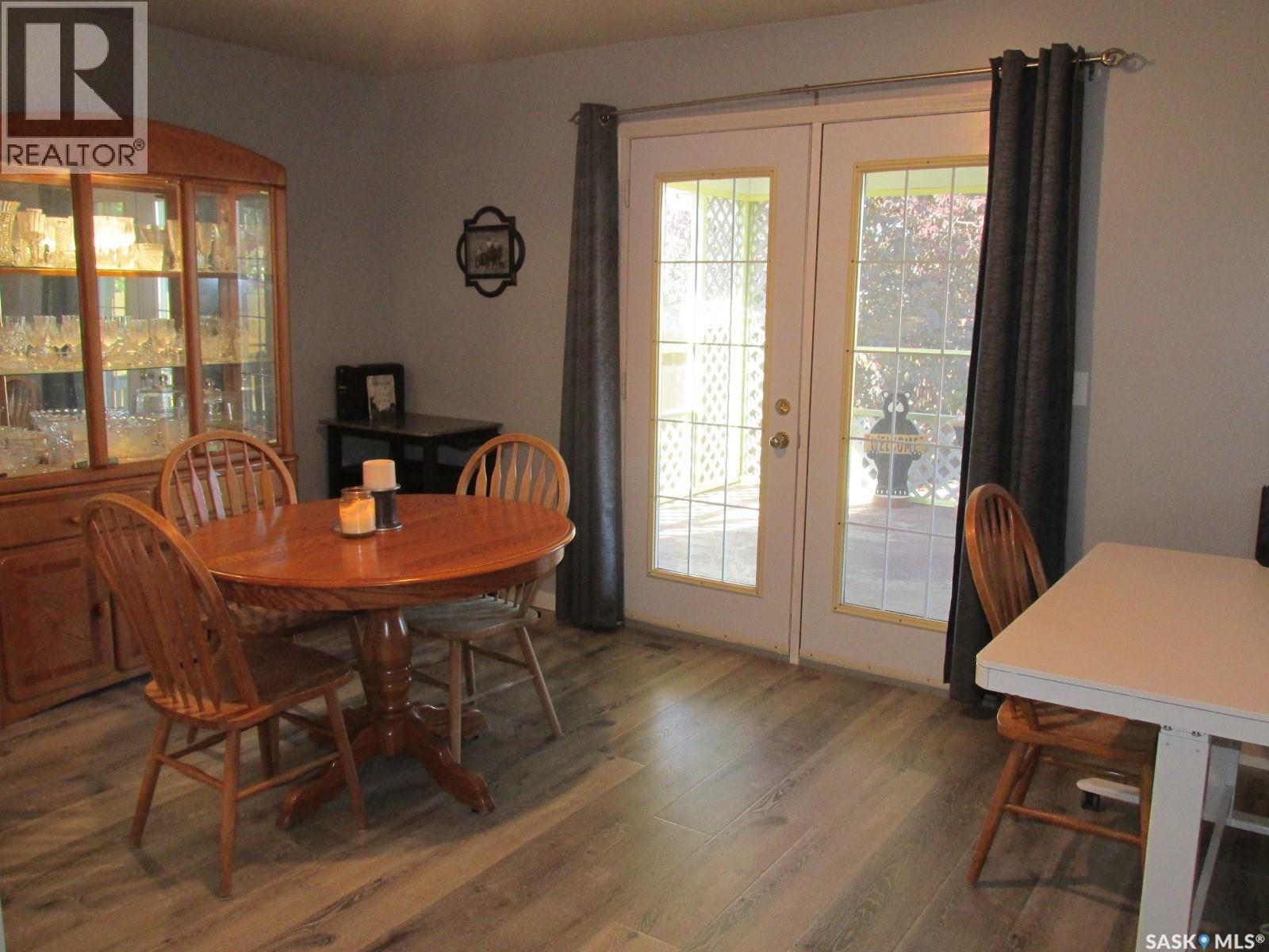 613 9Th Avenue W, Nipawin, SK - Indoor Photo Showing Dining Room