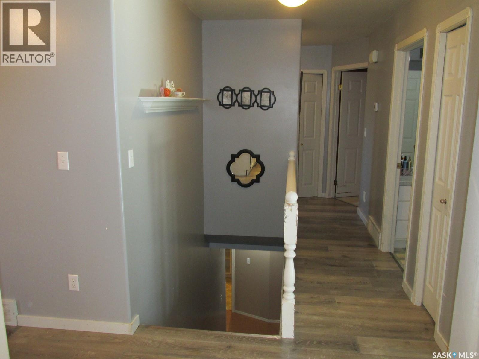 613 9Th Avenue W, Nipawin, SK - Indoor Photo Showing Other Room