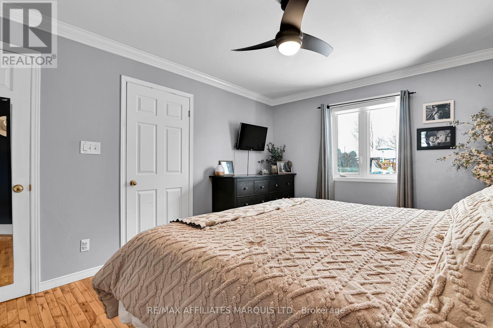 3200 Bruce Street, South Stormont, ON - Indoor Photo Showing Bedroom