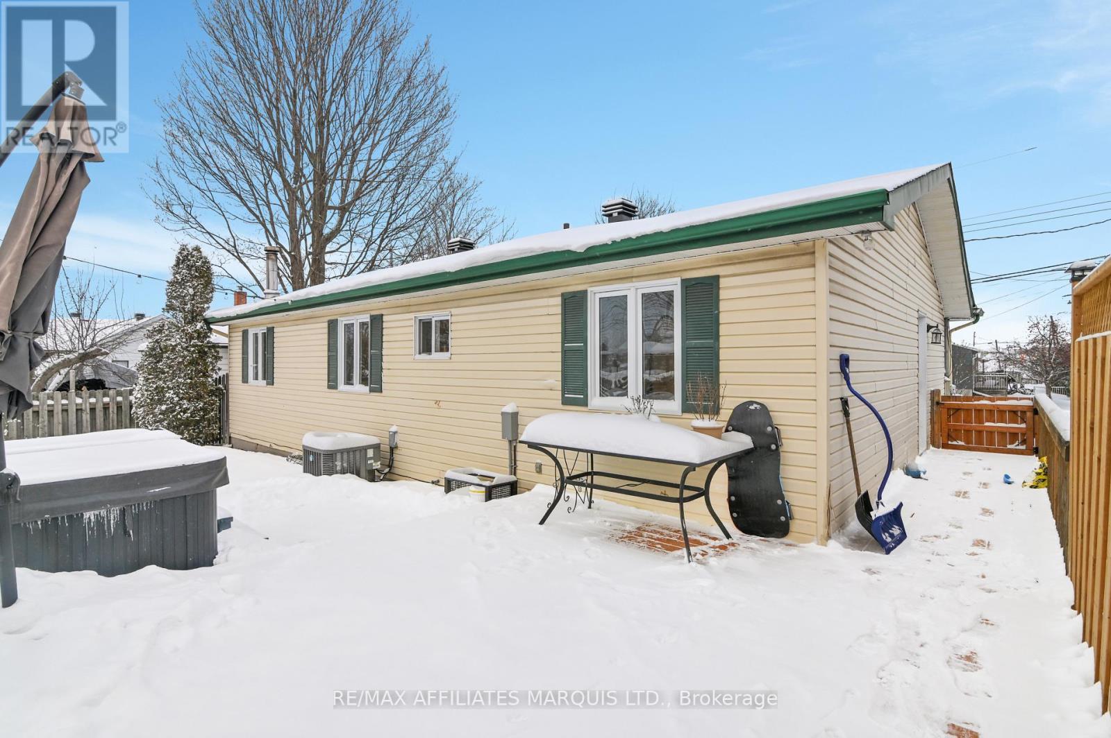 3200 Bruce Street, South Stormont, ON - Outdoor With Exterior