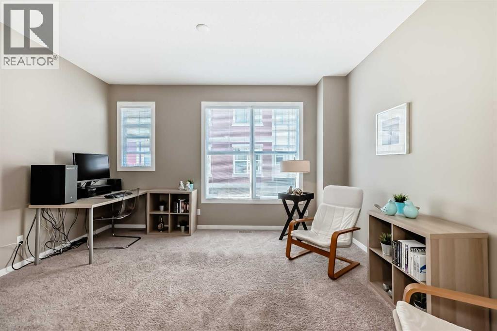 236 New Brighton Row Se, Calgary, AB - Indoor Photo Showing Office