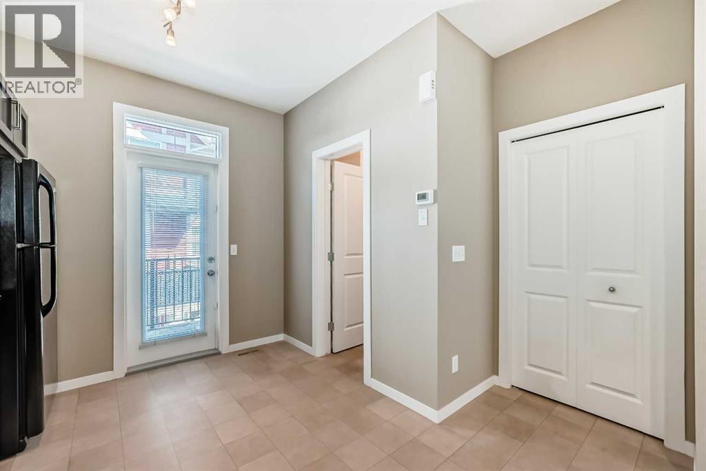 236 New Brighton Row Se, Calgary, AB - Indoor Photo Showing Other Room