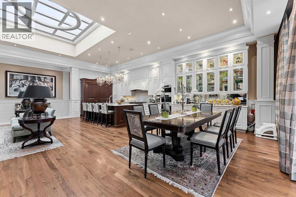 1020 Bel-Aire Drive, Calgary, AB - Indoor Photo Showing Dining Room