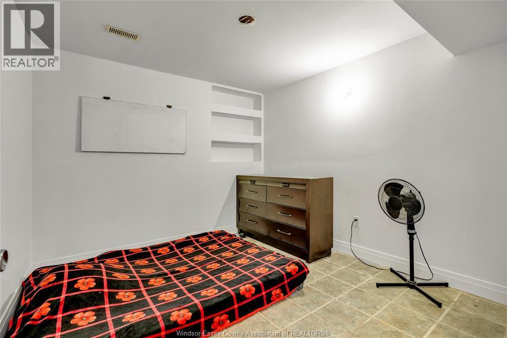 787 Helena Court, Belle River, ON - Indoor Photo Showing Other Room