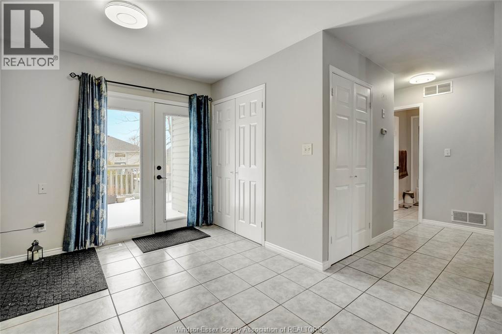 787 Helena Court, Belle River, ON - Indoor Photo Showing Other Room