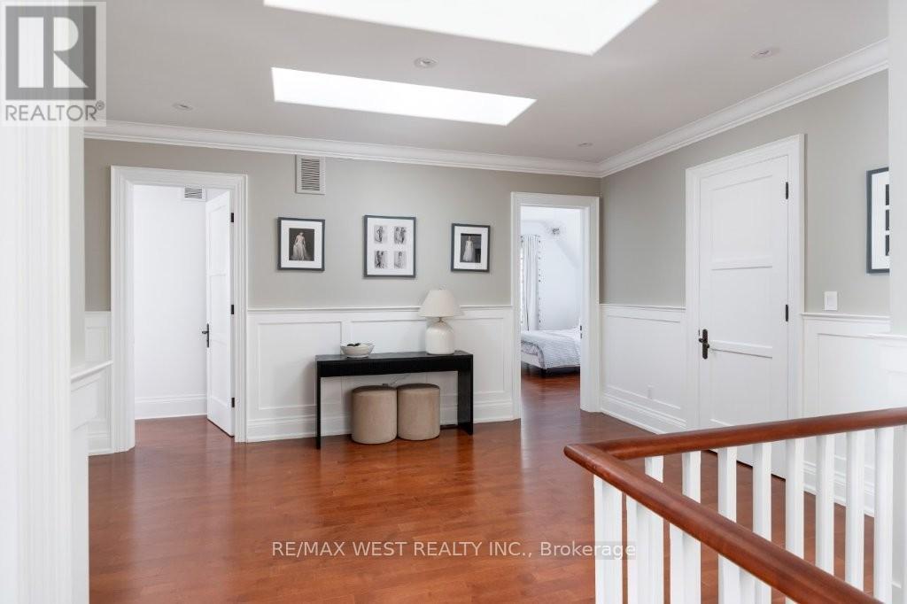 36 Sir Williams Lane, Toronto, ON - Indoor Photo Showing Other Room