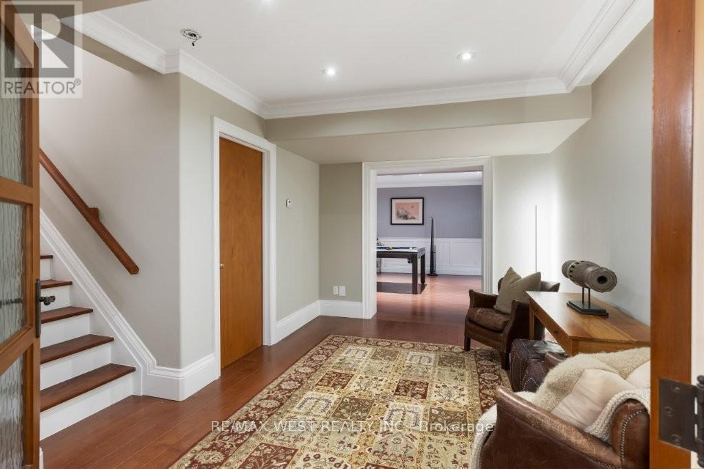 36 Sir Williams Lane, Toronto, ON - Indoor Photo Showing Other Room