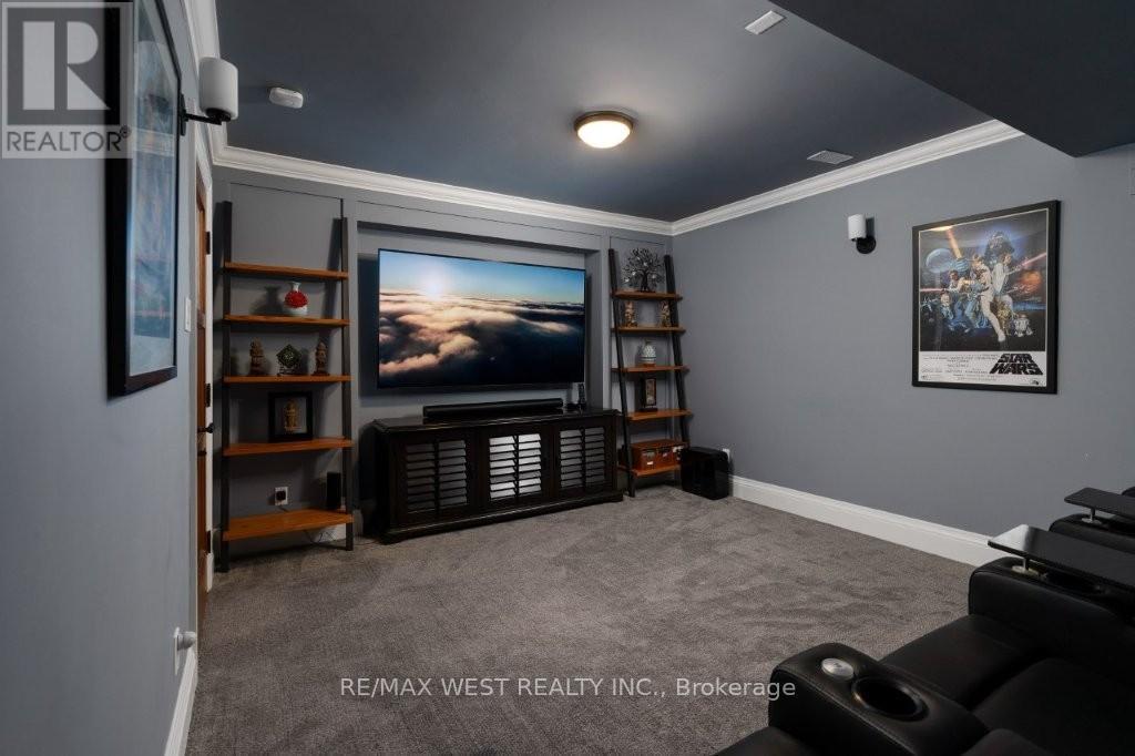 36 Sir Williams Lane, Toronto, ON - Indoor