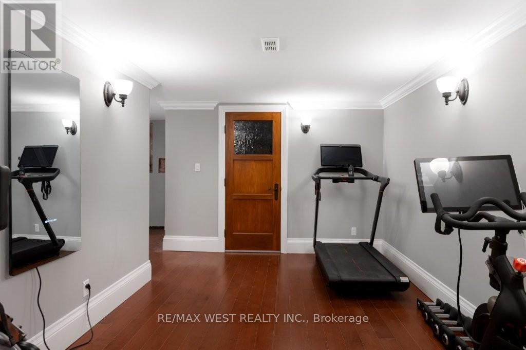 36 Sir Williams Lane, Toronto, ON - Indoor Photo Showing Gym Room