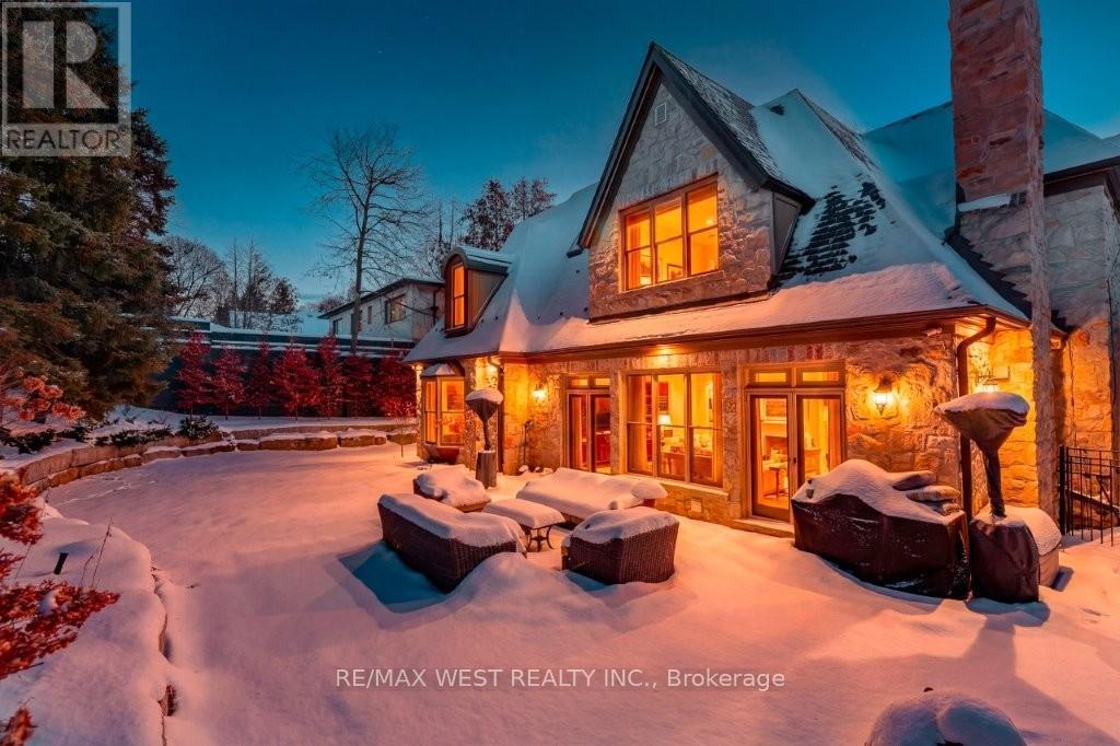 36 Sir Williams Lane, Toronto, ON - Outdoor