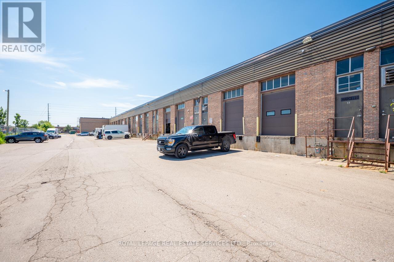 17 - 7171 Torbram Road, Mississauga, ON