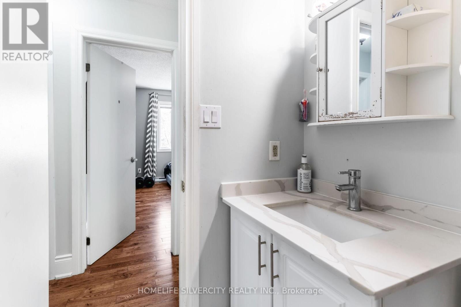 96 - 90 Lawrence Avenue, Orangeville, ON - Indoor Photo Showing Bathroom