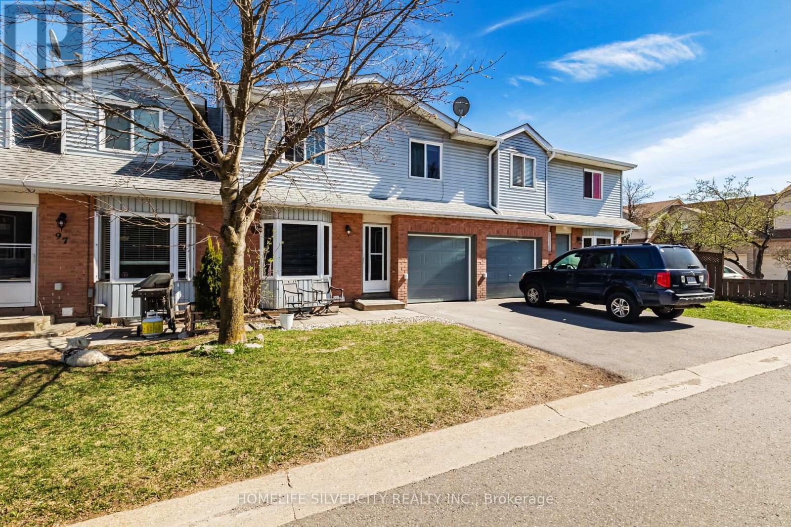 96 - 90 Lawrence Avenue, Orangeville, ON - Outdoor