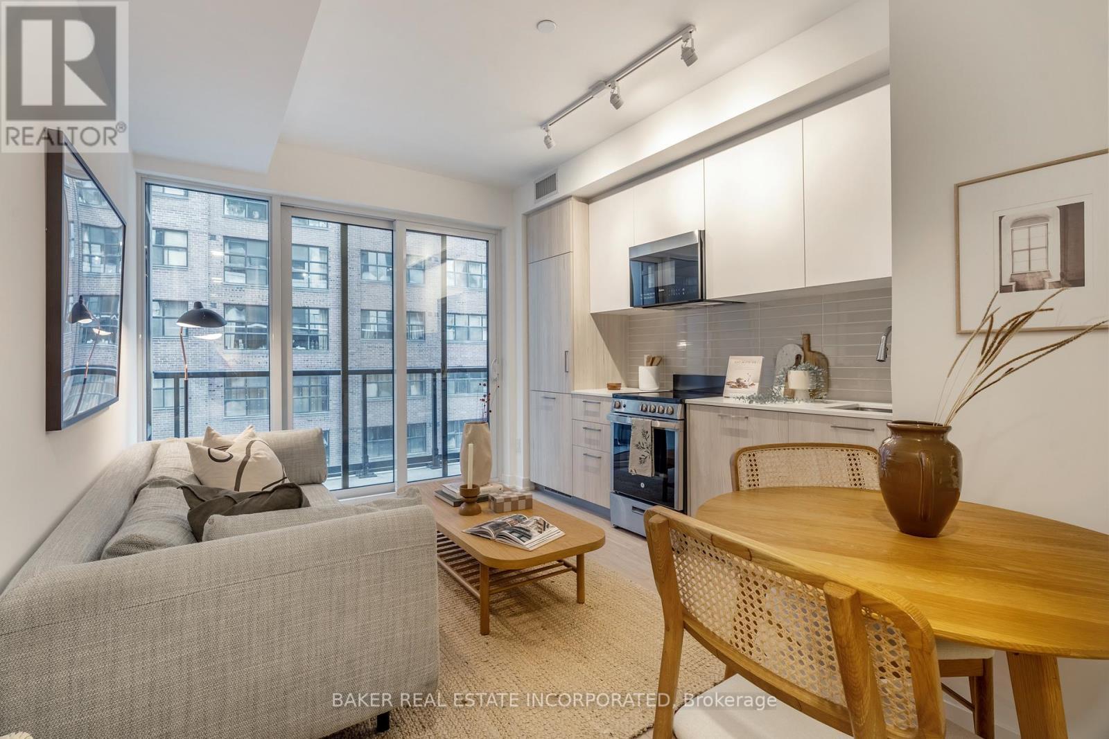 412 - 65 Mutual Street, Toronto, ON - Indoor