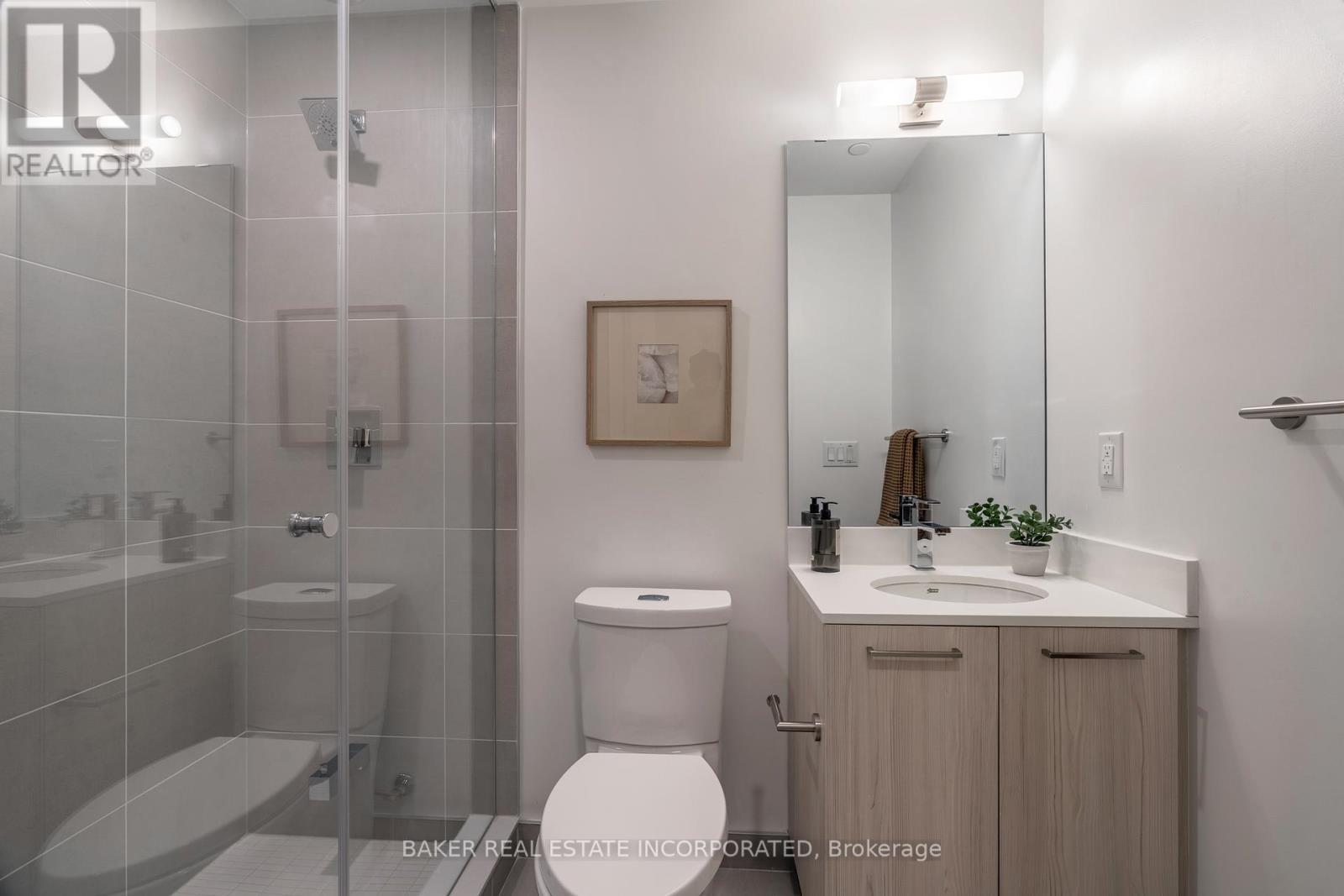 412 - 65 Mutual Street, Toronto, ON - Indoor Photo Showing Bathroom