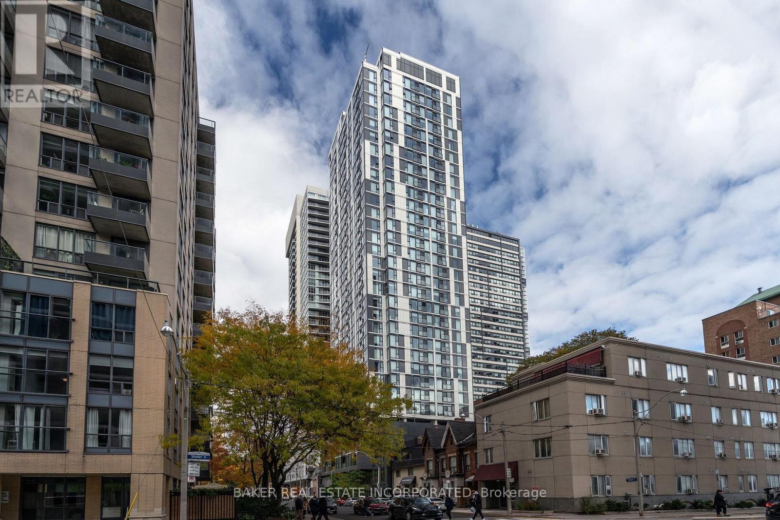 412 - 65 Mutual Street, Toronto, ON - Outdoor With Facade
